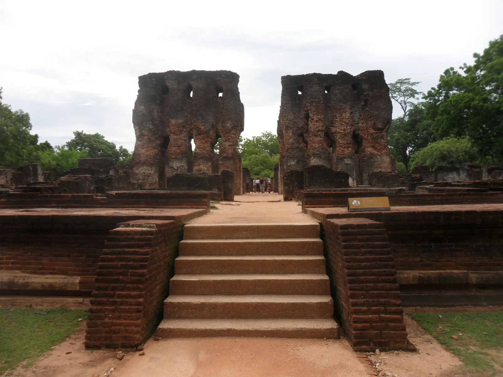 Polonnaruwa view 3